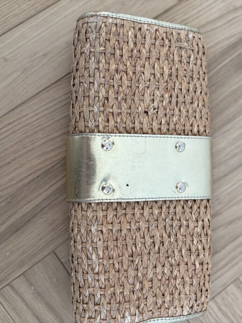 Kate Spade Natural Straw Clutch with Gold Leather Turn-Lock - Picture 2 of 8